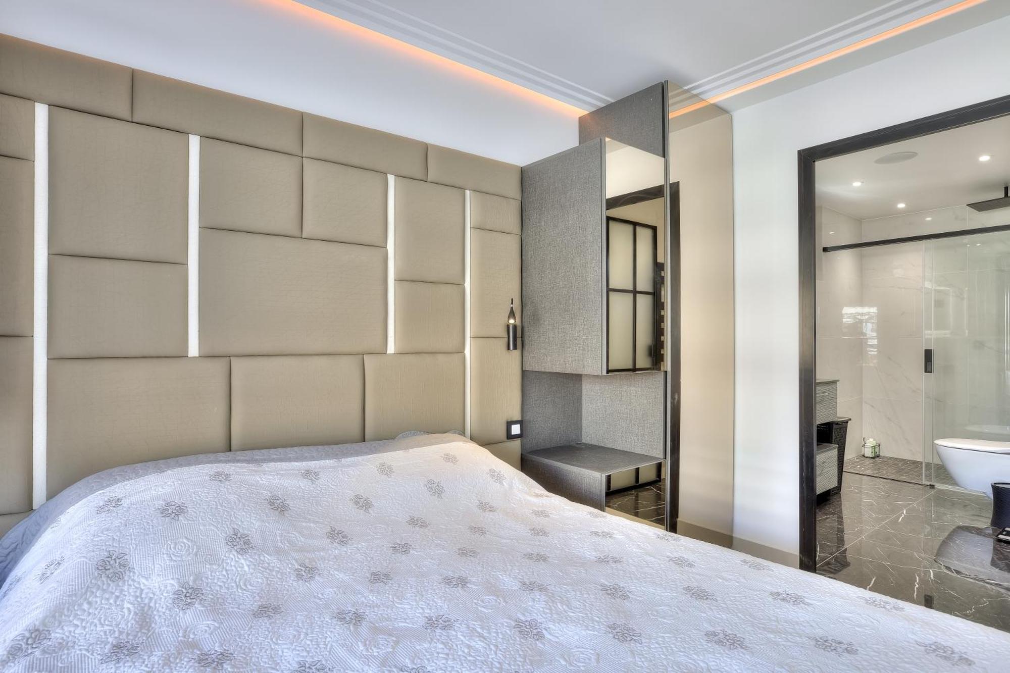 Luxury 4 Stars Croisette *